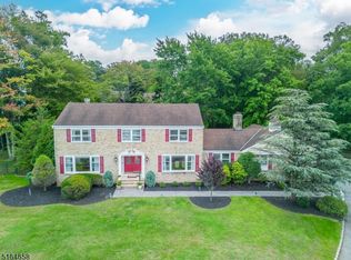 14 Alicia Ct, Cedar Grove, NJ 07009