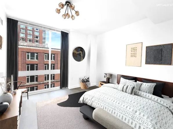 211 North End Avenue image 5 of 23