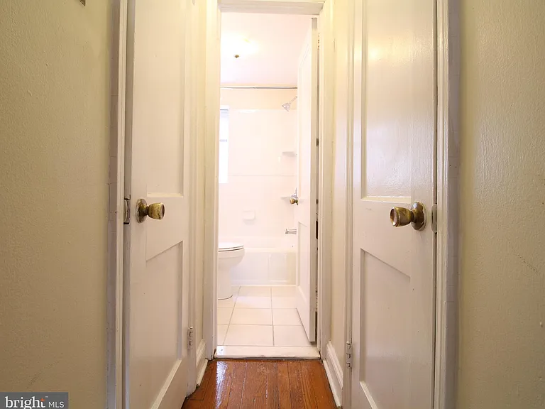 1612 Pine St #13 — Photo 9