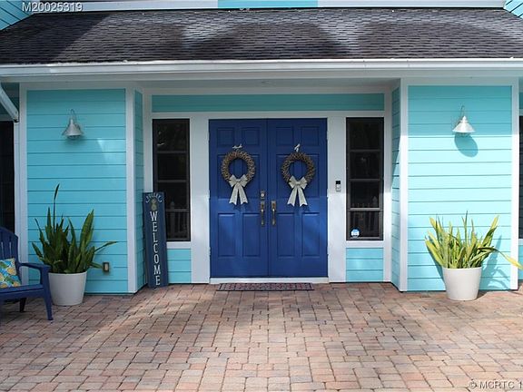 2nd image of 3140 NE Pinecrest Lakes Blvd