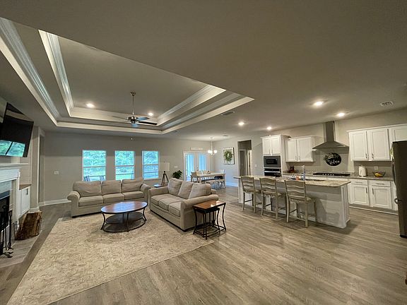 20230424_141315693_iOS_05102023