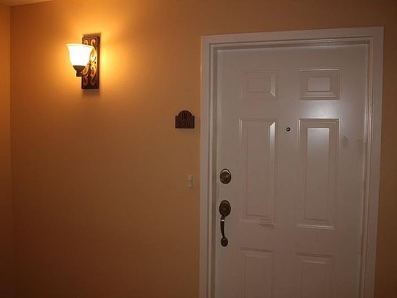 3rd image of 7516 Toscana Blvd APT 232
