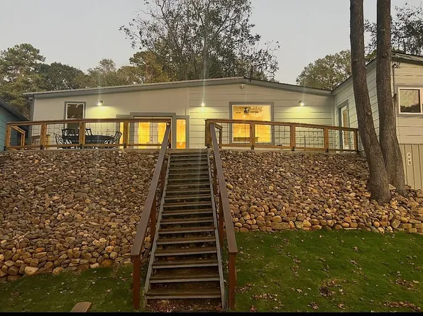 2427 Blairs Landing Rd, Karnack, TX 75661