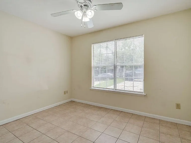 840 W Georgia St #B — Photo 21