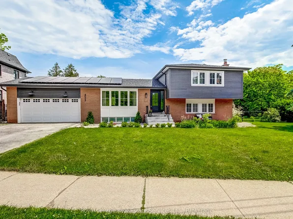 453 Warminster Dr, Oakville, ON L6L 4N4