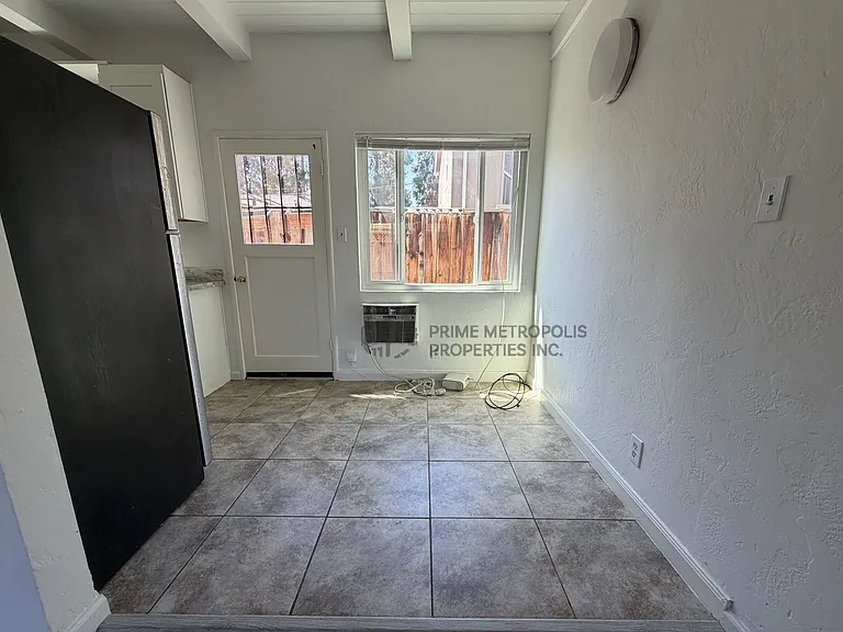 27 Topeka Ave #2 — Photo 9
