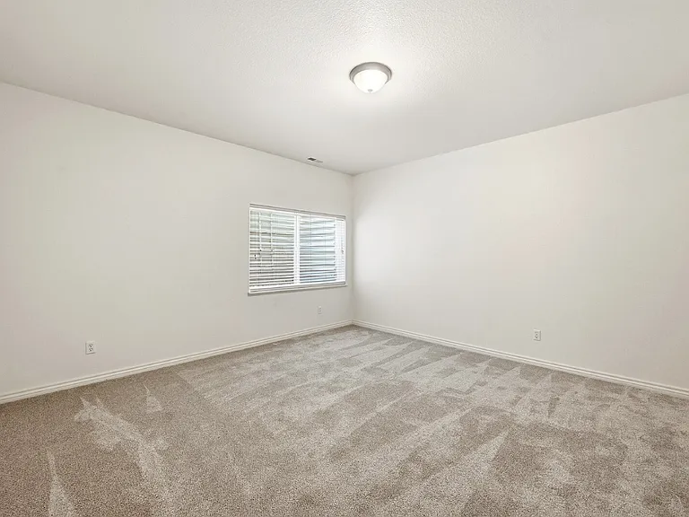 608 Crosswind Point — Photo 30