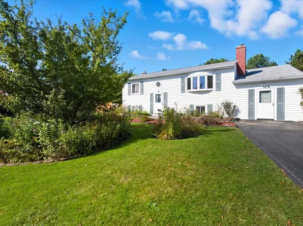 57 Chelsea Road, Essex, VT 05452