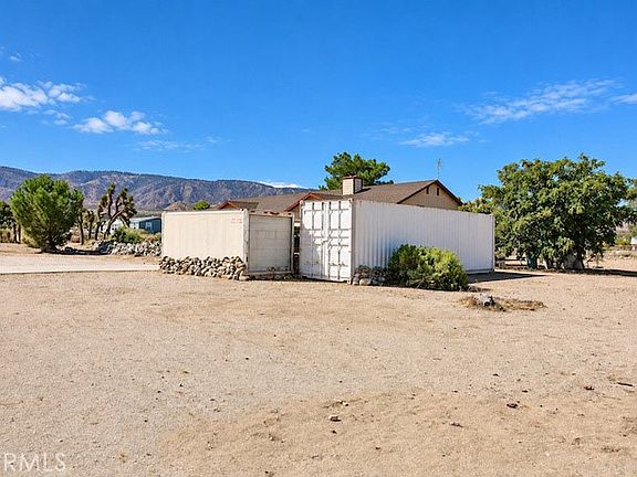 2nd image of 11522 Pinon Hills Rd