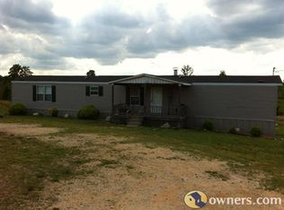 805 Christopher Ln, Lawrenceburg, TN 38464