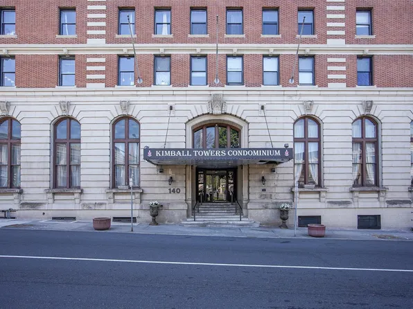 140 Chestnut St APT 516, Springfield, MA 01103