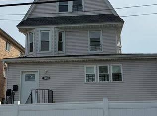 14-04 Dickens St, Far Rockaway, NY 11691