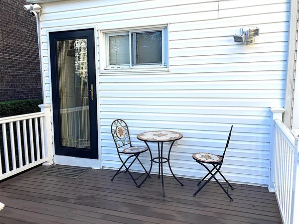 284 Magnolia Avenue image 1 of 23