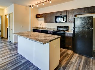 2128 Luann Ln #6, Madison, WI 53713