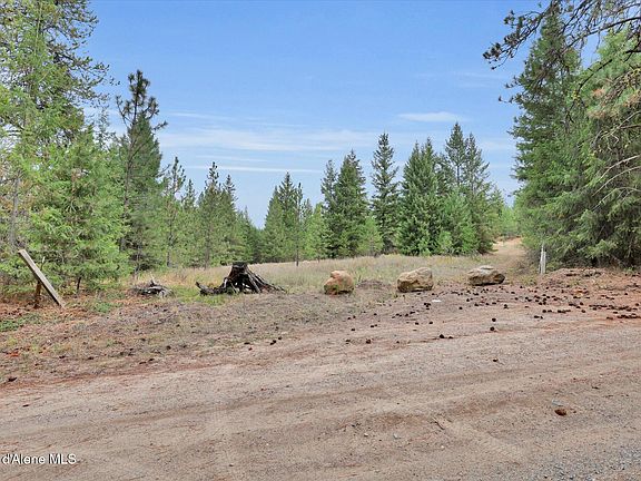 2nd image of 1571 Stone Rd