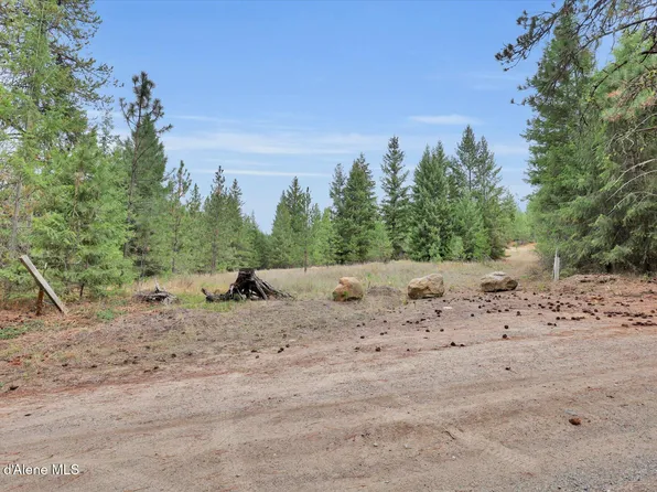 1571 Stone Rd, Blanchard, ID 83804