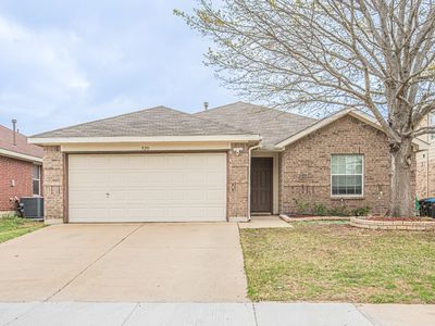 520 Flowering Plum Ln, Fort Worth, TX, 76140