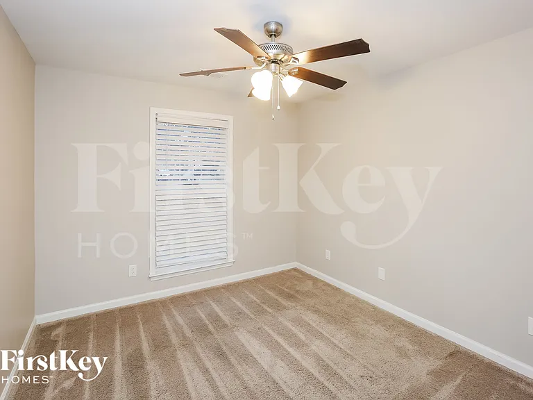 11300 Fox Hill Dr — Photo 15
