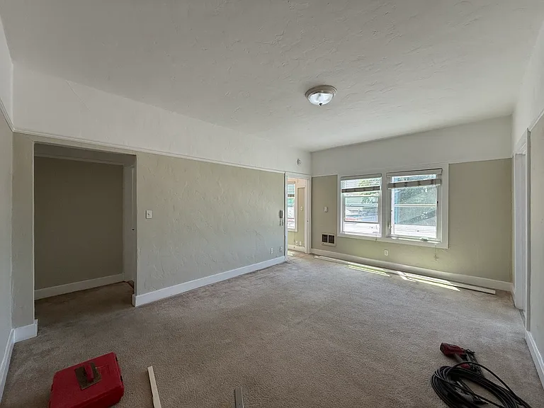 2451 Le Conte — Photo 11
