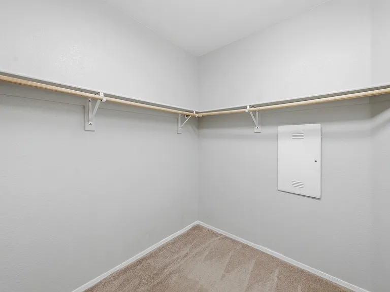 12175 W Chase Ln — Photo 28