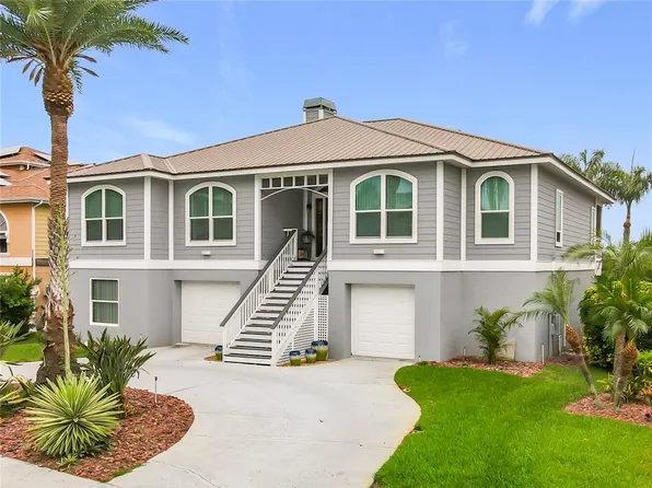 2021 N Pointe Alexis Dr, Tarpon Springs, FL 34689