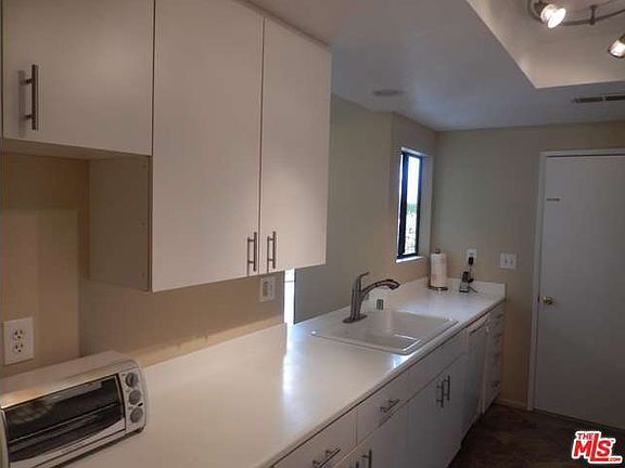 5th image of 1321 Tiffany Cir N