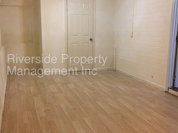5th image of 24538 Webster Ave
