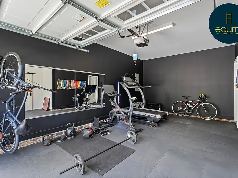 1547 Autumn Park Cir — Photo 32