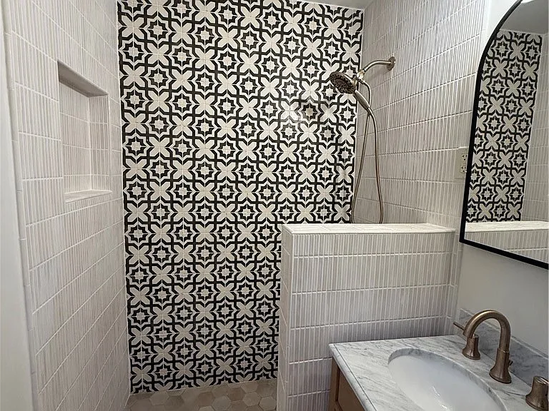 720 Circle Dr — Photo 17