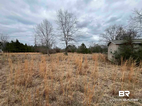 4967 Kirkland Rd, Brewton, AL 36426