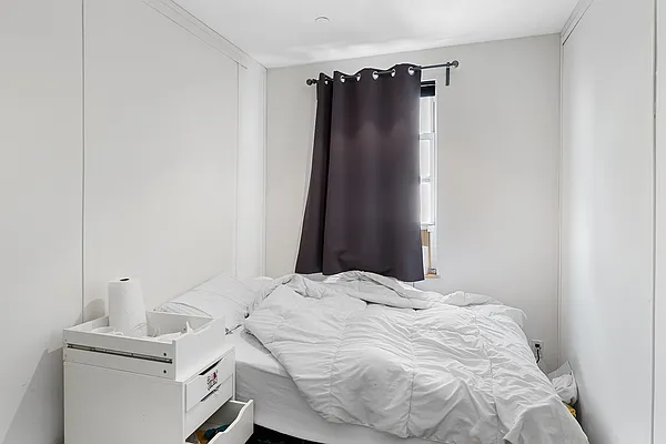 Rented by REAL New York | media 17