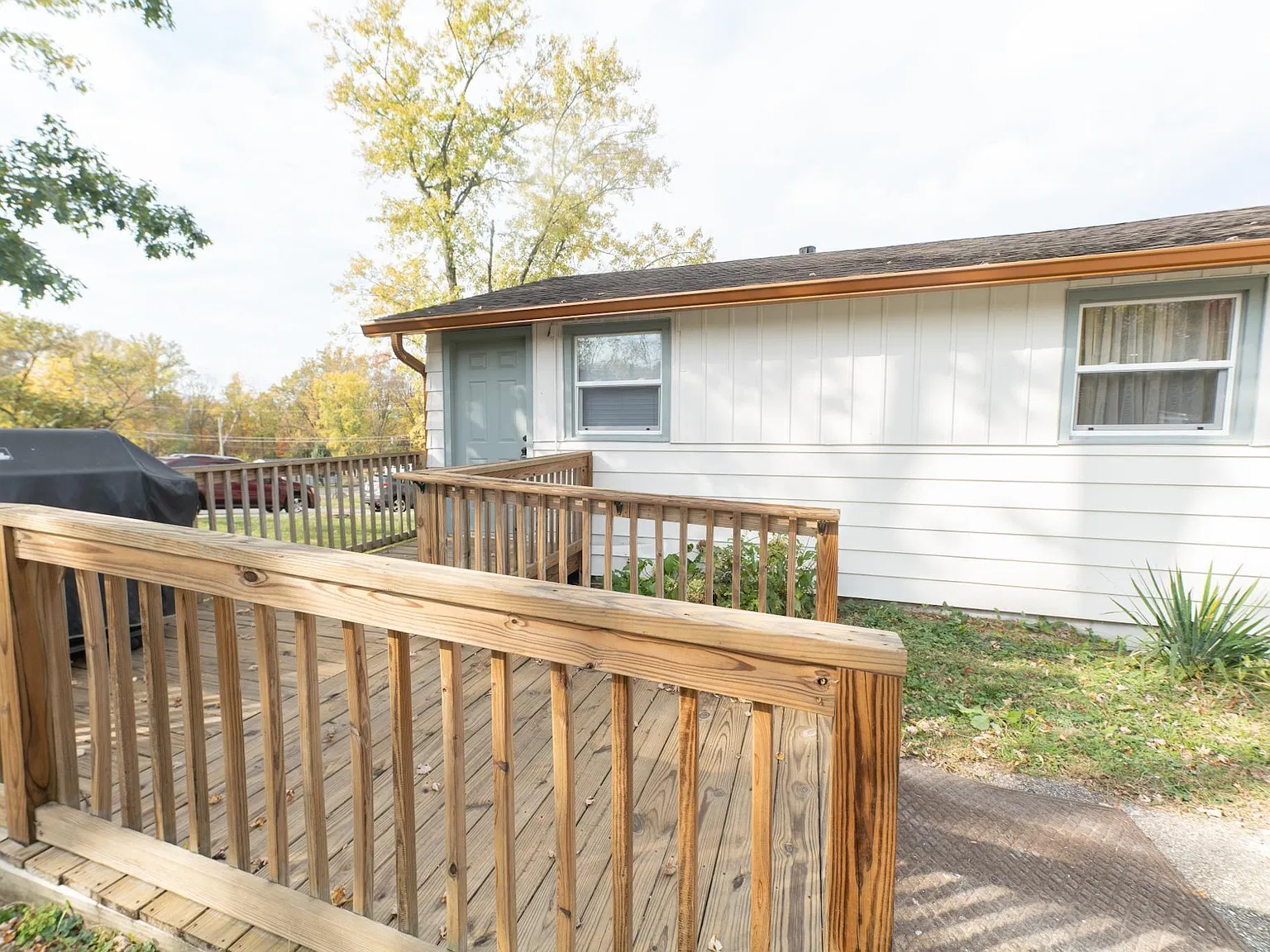 3 bed, 2.0 bath, 1440 sqft, $2,550 — Photo 3