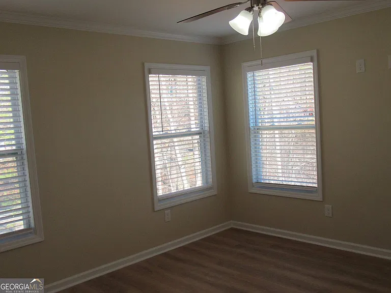 745 Old Kerns Rd — Photo 16