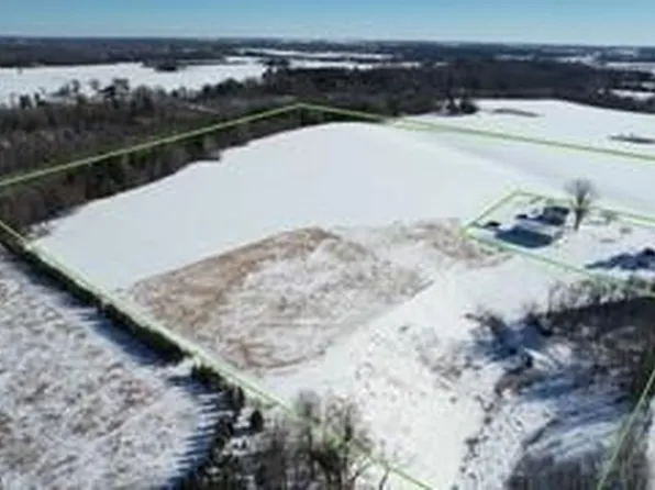 2339 11 1/4 St, Cumberland, WI 54829