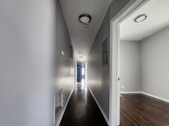 3rd image of 3658 S Indiana Ave #2