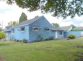 1112 M St, Springfield, OR 97477