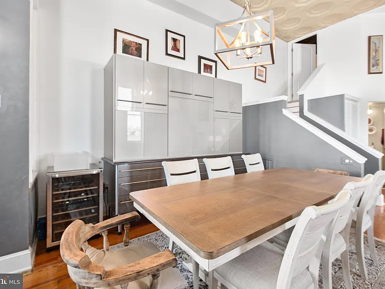 809 Caroline St #301 — Photo 14