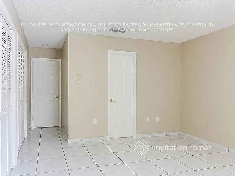 4705 SW 143rd Ave — Photo 13