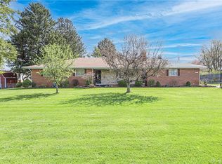 1462 S Maple Ave, Fairborn, OH 45324