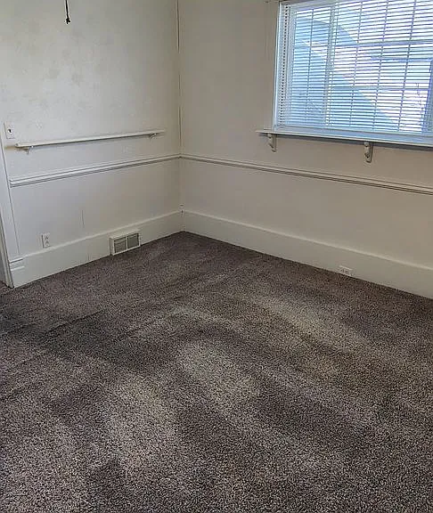 646 South Coleman Street — Photo 7
