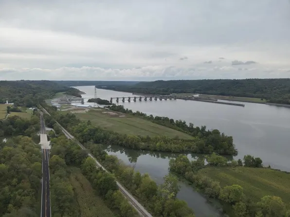 8770 Mary Ingles Hwy W, Foster, KY 41043