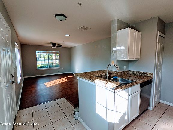 5th image of 3501 D Avinci Way APT 1011