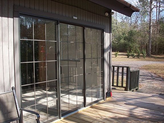5th image of 1050 Sherwood Forest Dr N
