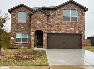 8901 Mossy Creek Ln, Fort Worth, TX 76123