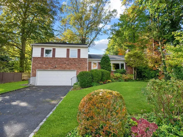 11 Cary Road, Great Neck, NY 11021