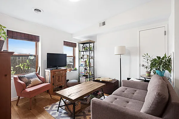 Rented by Compass | media 3