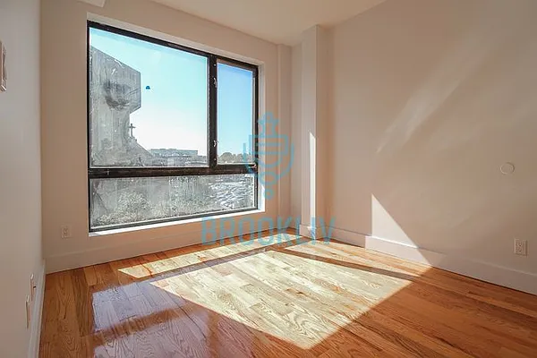 Rented by null | media 6