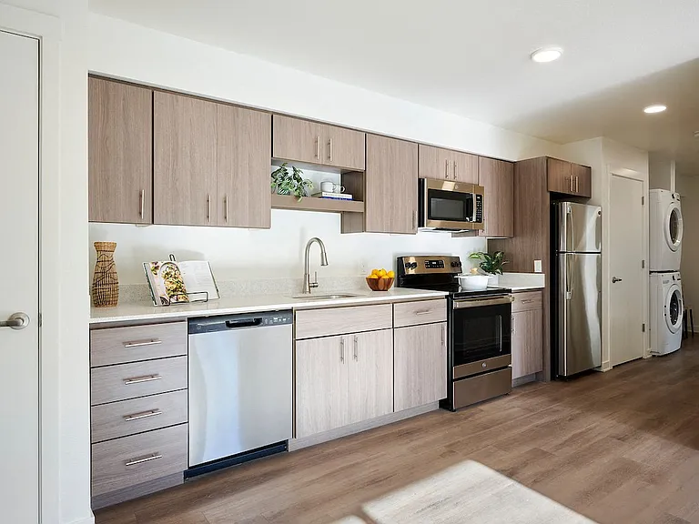 Grand Fir Apartments — Photo 11