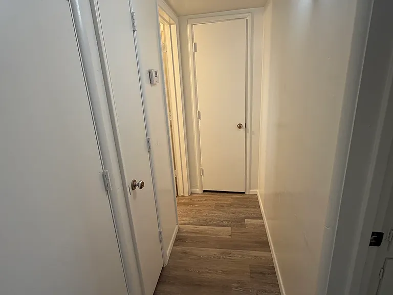300 W Willetta St #15 — Photo 7