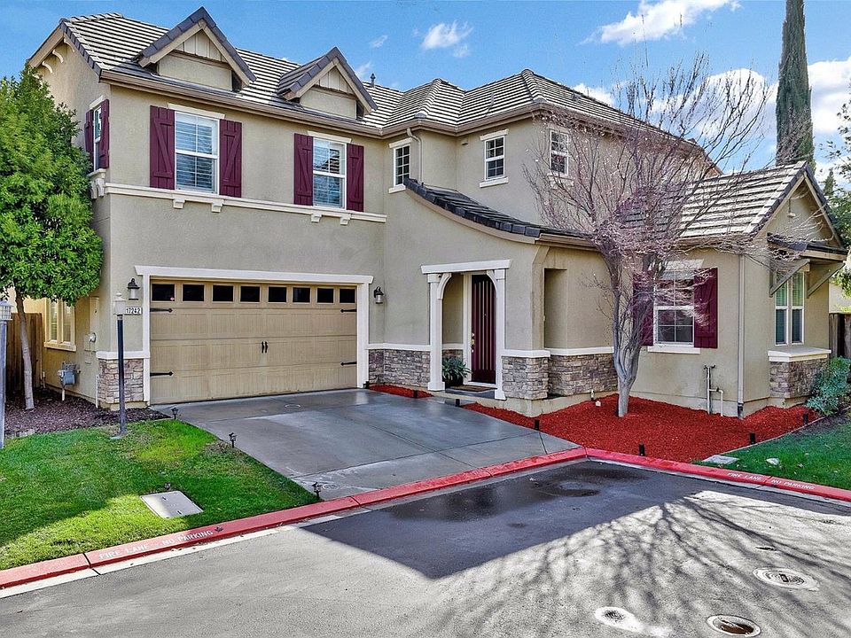 1st image of 17242 S Wood Creek Ln